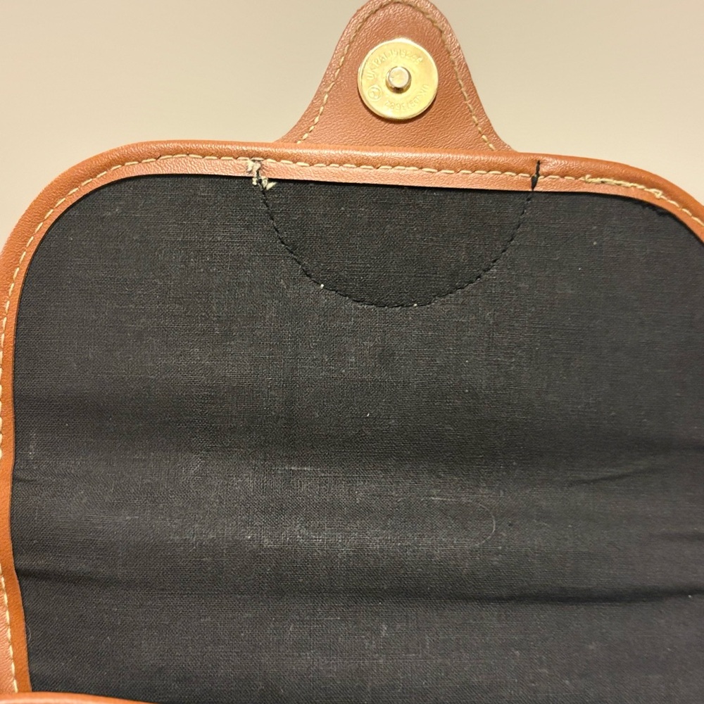Vintage Michael Steven’s International Crossbody - Picture 7 of 8
